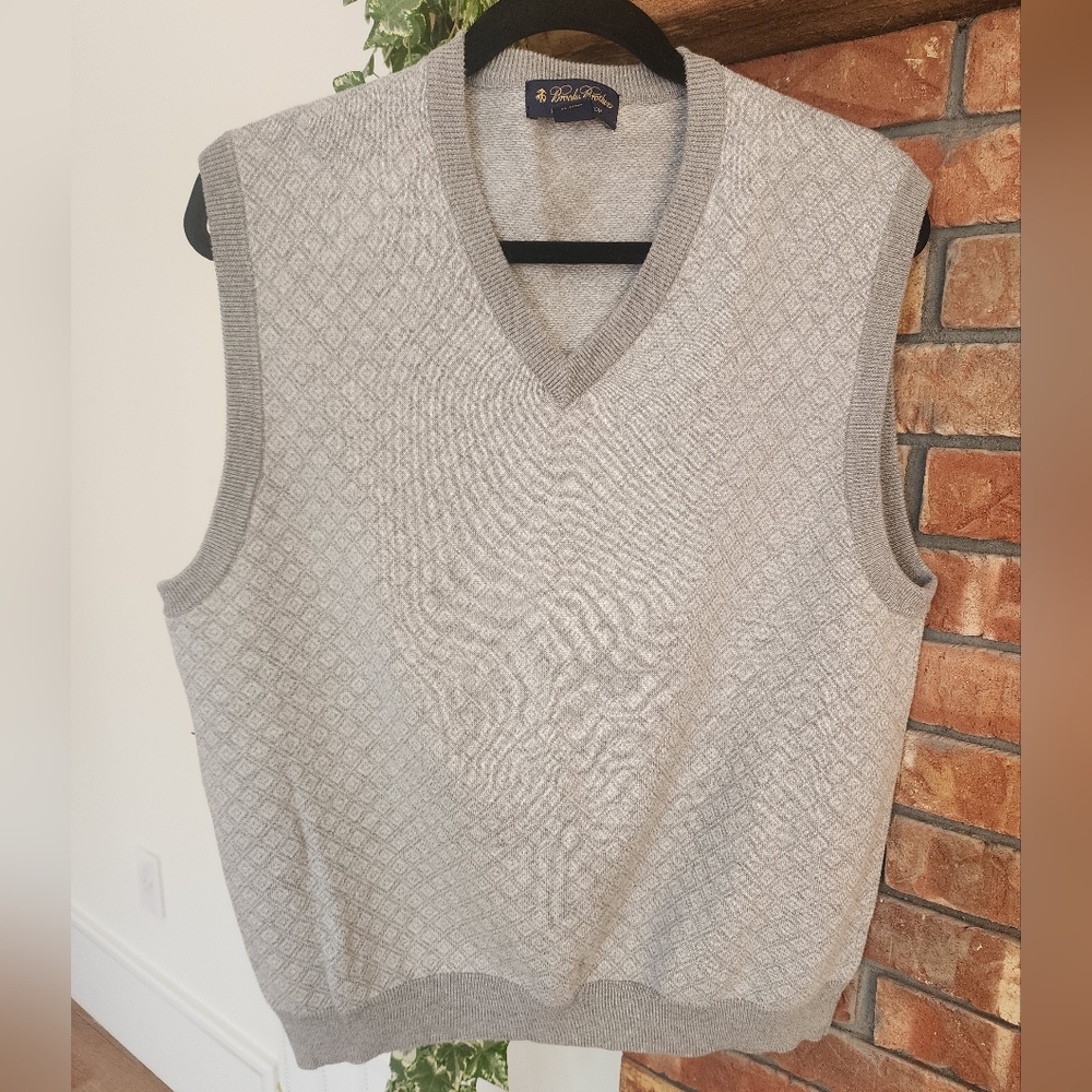 Brooks Brothers Light Gray V-Neck Sweater Vest